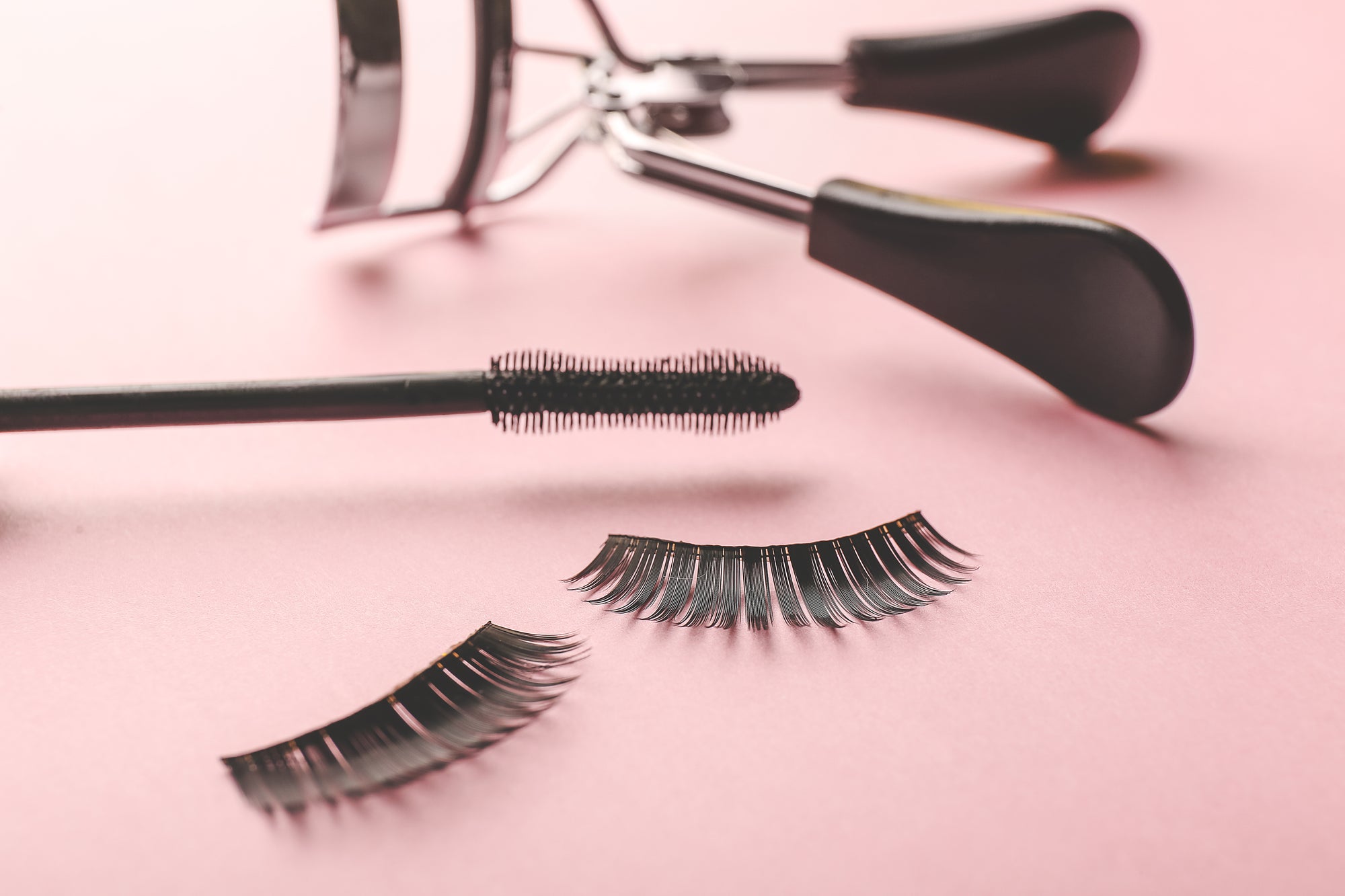 What Are Fake Eyelashes Made of & Why Should You Care?