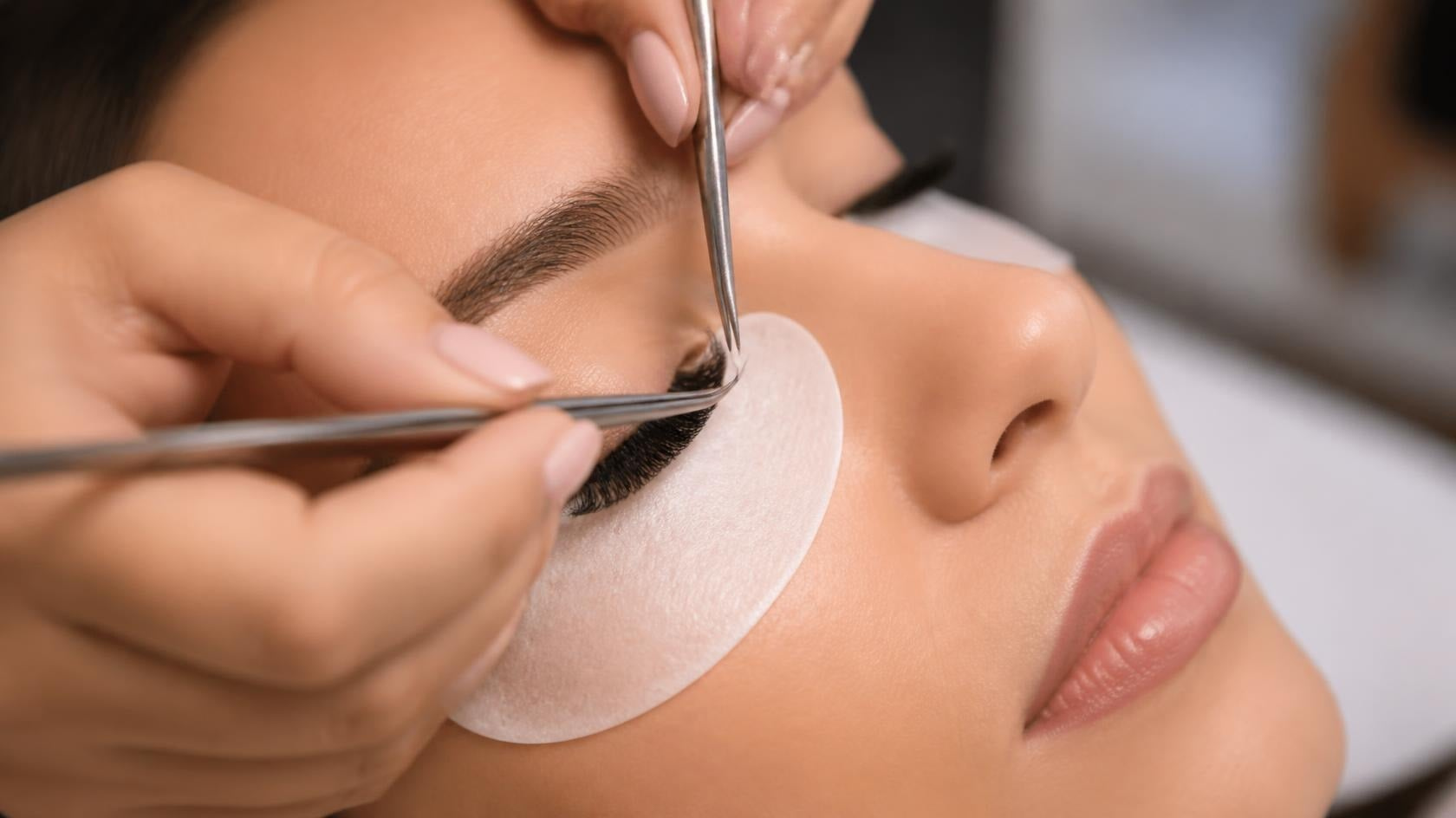 Do Lash Extensions Damage Your Lashes?