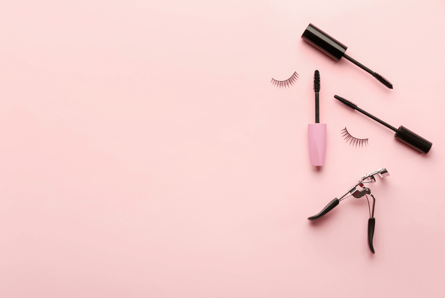 Get Your Curl On: Give Your Lashes The Curl Of A Million Bucks