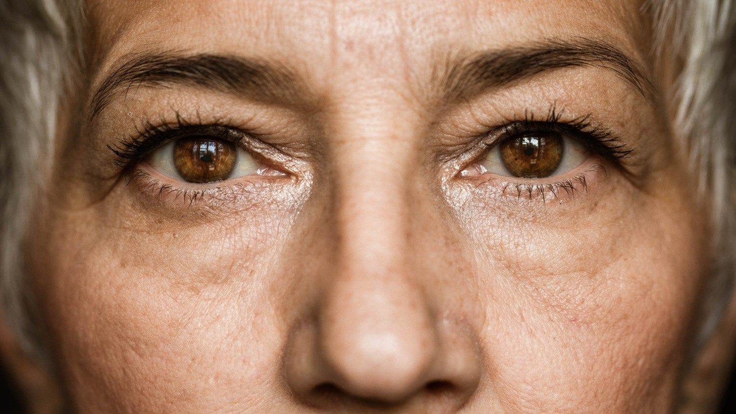 5 Tips for Eyebrows After 50 - ForChics